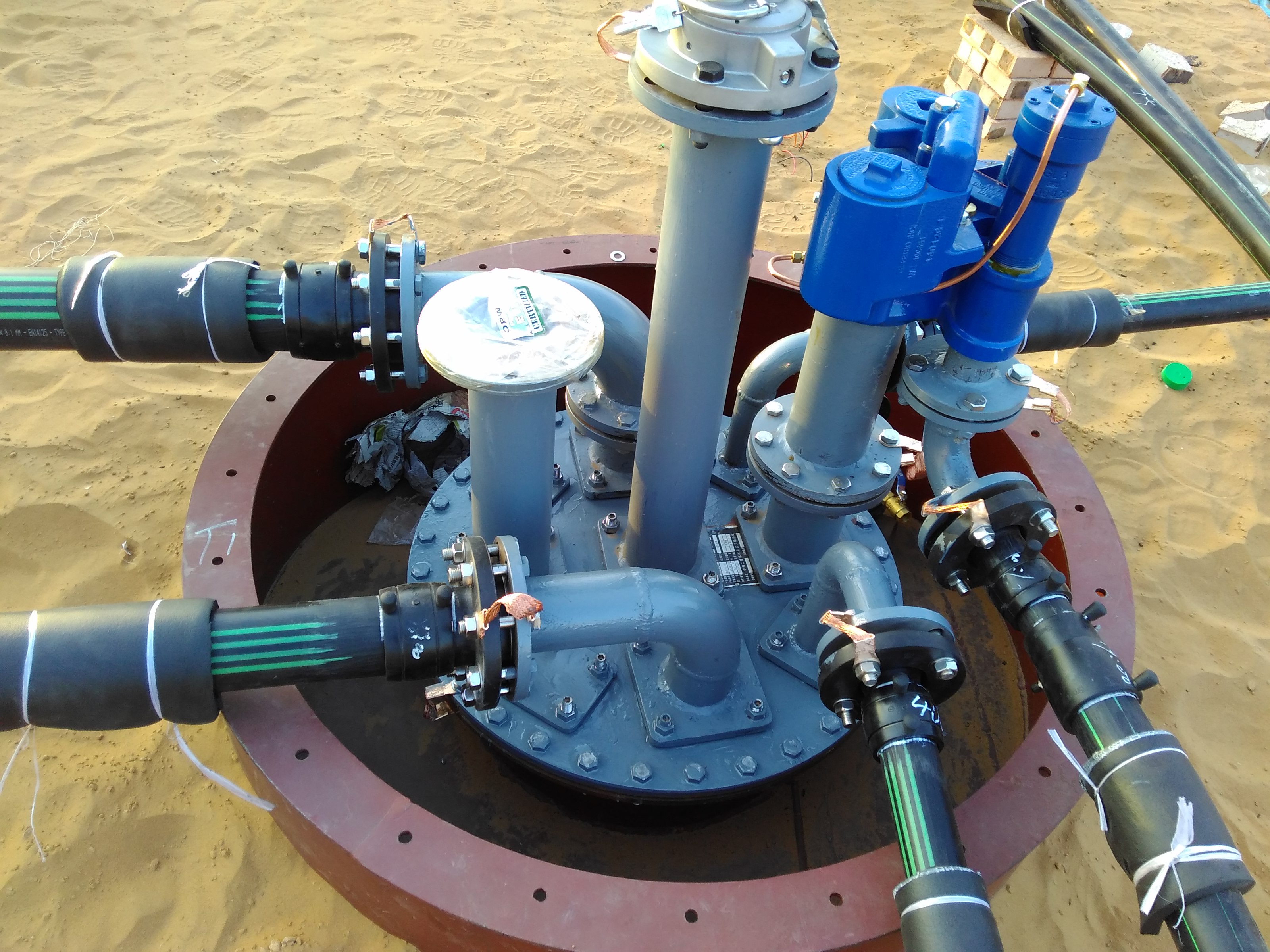 201706061636154390.jpg 油罐人孔改造1.jpg